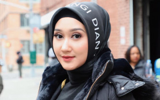 Dian Pelangi Desainer Hijab Inspiratif dan Penuh Prestasi