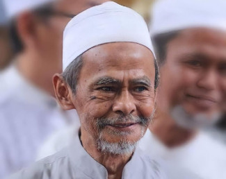 Mengenang KH Nawawi Abdul Jalil, Ulama Karismatik yang Zuhud dari Sidogiri