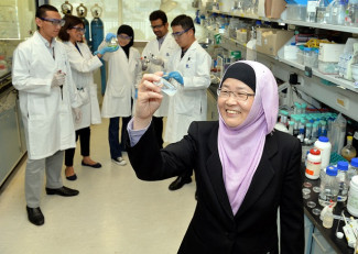 Muslimah Penemu Rapid Test COVID-19: Sains dan Islam Sejalan