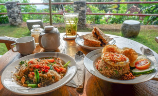 Wisata Kuliner Warung Bumi, Sajikan Kebaikan dalam Bentuk Makanan