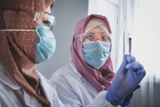 Angka Positif Covid-19 Bertambah, Arab Saudi Setujui Penggunaan Vaksin Moderna