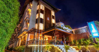 Hotel Radhana Kuta Bali, Penginapan Halal Pertama di Bali