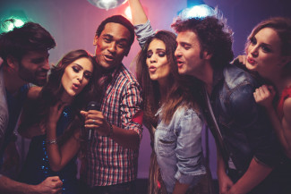 Klaster Karaoke Sumbang 42 Kasus Baru Covid-19, Menkes Singapura Kecewa