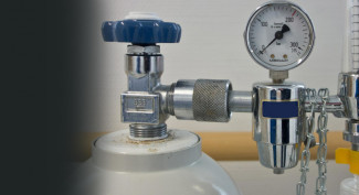 Tabung Oksigen Rawan Meledak, Begini Cara Menyimpan di Rumah