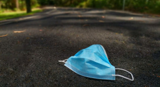 Jangan Sembarangan, Begini Cara Membuang Masker Sekali Pakai