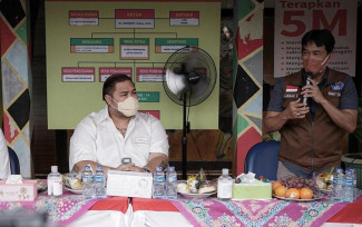 Ivan Gunawan dan Maharani Kemala Foundation Kirim Donasi untuk Warga Isoman