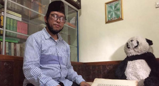 Imam Masjid Agung Palembang, Kolektor Naskah Kuno Berusia Ratusan Tahun