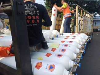 BNPB Kirim 150 Ribu Masker dan 50 Tabung Oksigen ke Papua Barat