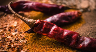 Beruntung yang Doyan Makanan Pedas, Manfaatnya Menyehatkan