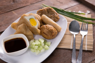 Menikmati Kuliner Halal di Palembang, dari Kapal Selam hingga Mie Celor