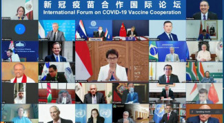 Menlu: Penting, Diversifikasi Produksi Vaksin ke Negara Berkembang