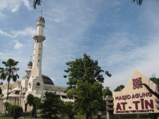 DKM Masjid Agung At Tin Pertimbangkan Pembukaan Ibadah Berjamaah