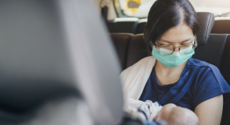 Ibu Positif Covid-19 Jangan Cemas, Masih Bisa Menyusui Bayi