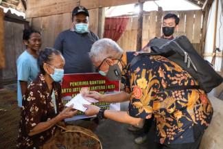 Jateng Salurkan Bantuan KJS Rp38,2 M untuk Kaum Fakir