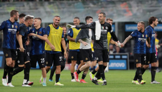 Kampanye Pertahankan Scudetto, Inter Milan Menang 4-0 atas Genoa