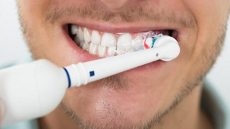 Manfaat dan Tata Cara Sikat Gigi yang Benar, Coba Teknik Memutar