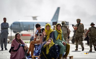 Prancis Tahan Lima Pengungsi Afghanistan