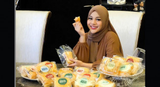 6 Selebritas Ini Bantu Endorsement Gratis Pelaku UMKM