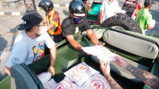 Bagasi Beras, Manfaatkan Bagasi Mobil untuk Saling Berbagi