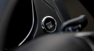 Kiat Tepat Mematikan Mesin agar Mobil Tak Mudah Rusak