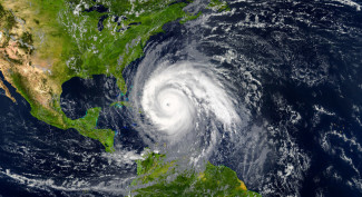 AS Kembali Dihantam Salah Satu Badai Paling Berbahaya