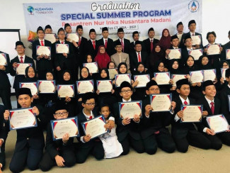 Pesantren Nur Inka Nusantara Madani dan Komunitas Virtual Generasi Baru