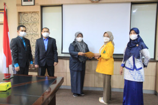 Dosen Unilak Sisihkan Penghasilannya Bantu Mahasiswa