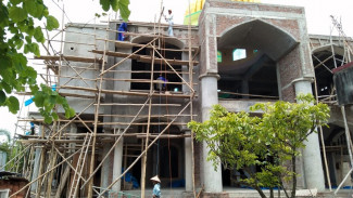 Lagi Ngetren, Ummat Islam Bangun Masjid seperti Candi