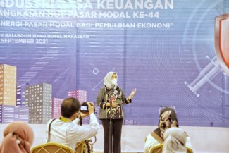 Gelar Vaksinasi, OJK Harap Roda Perekonomian Kembali Bergerak