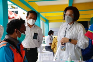 Siap Amankan Kelistrikan PON XX Papua, PLN Vaksinasi 1.574 Petugas