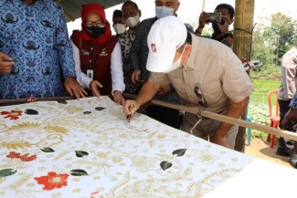 Kunjungi Surakarta dan Karangayar, Menteri PPN Suharso Dorong Strategi Pengembangan UMKM