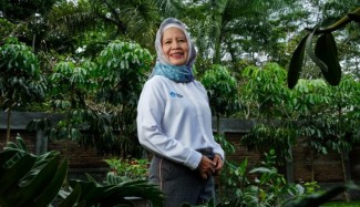 Muslimah Guru Besar UGM Ini Jadi 100 Tokoh Paling Berpengaruh di Dunia