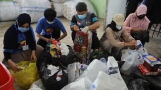 Komunitas Green Moluccas Ajak Warga Pilah-Pilih Sampah Rumah Tangga