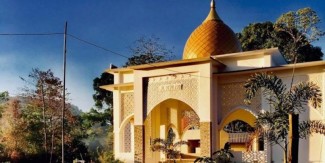 Mantan Pangdam Bangun Pesantren dan Masjid di Tengah Hutan Maros