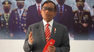 Harapan Mahfud MD di HUT TNI ke-76: Tetap Profesional dan Rendah Hati