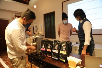 Indonesian Cultural Days Hong Kong Tampilkan Membatik dan Coffe Cupping