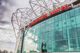 Keluarga Glazer Siap Jual Saham Manchester United Senilai Rp2,6 T