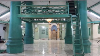 Sejarah Masjid Jami Al Mansur dan Potret Bangunan yang Orinisil Sampai Sekarang