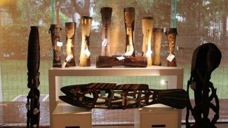 Motif Sisik Buaya, Ciri Khas Seni Ukir Kamoro di Mimika