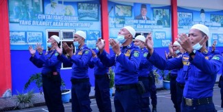 Keren, Damkar Bengkulu Lantunkan Shalawat Thibbil Qulub Saat Apel