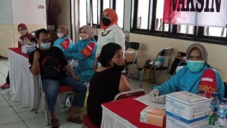 Alumni AKABRI 89 Vaksinasi Disabilitas se Jawa Barat