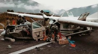 Pesawat Cargo Smart Air Jatuh di Bandara Aminggi Ilaga, Pilot Meninggal