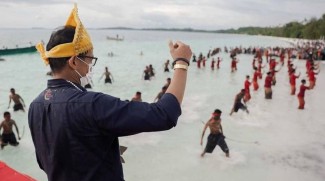 Menparekraf Dorong Pengembangan Wisata Alam di Desa Ngilngof
