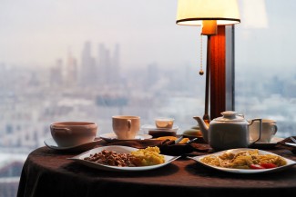 Lounge in The Sky Tawarkan Santap Kuliner di Langit Jakarta