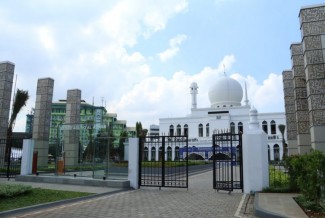 Yayasan Pesantren Islam Al-Azhar, Pelopor Sekolah Islam Modern di Indonesia