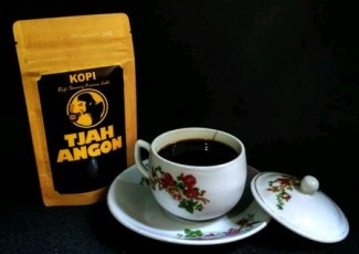 Cara Unik Pesantren Delingsongo Sulap Biji Secang Jadi Kopi Herbal