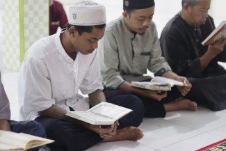 Pesantren Raudhatul Hasanah Subang, The Real Pesantren Rock and Roll