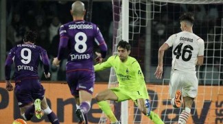 Fiorentina Beri Kekalahan Pertama Milan di Musim Ini