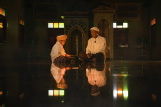 Tanggung Jawab Guru Tak Hanya Mentransfer Ilmu tapi juga Mendidik Adab dan Akhlak