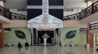 Beribadah di Masjid Syura Makassar, Jamaah Makin Rindu Mekkah